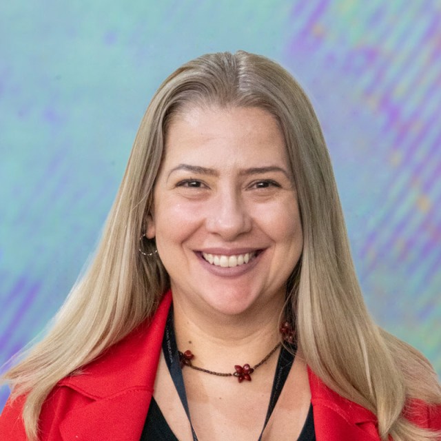 Vivian-Munhoz-Rocha Vivian-Munhoz-Rocha